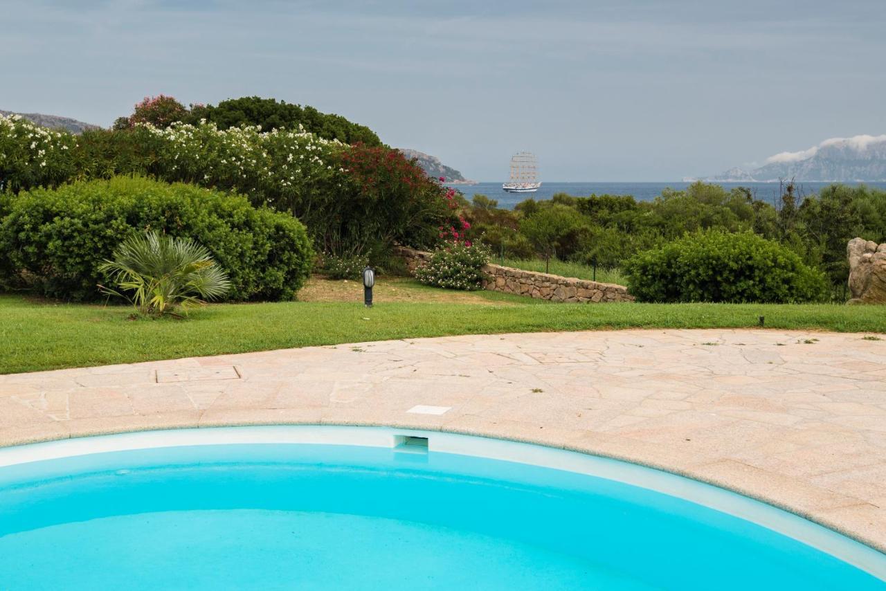 Bianca Pedra Rosa - Your House In Sardinia